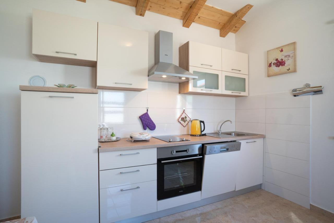 House Lena - 800 M From The Sea Apartment *