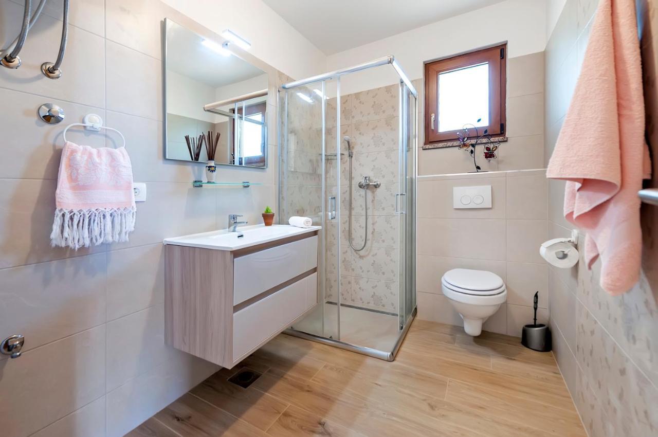 House Lena - 800 M From The Sea Apartment Rovinj